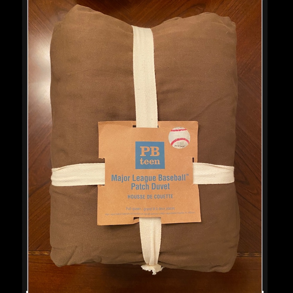 POTTERY BARN PB TEEN Baseball Patch Brown Duvet